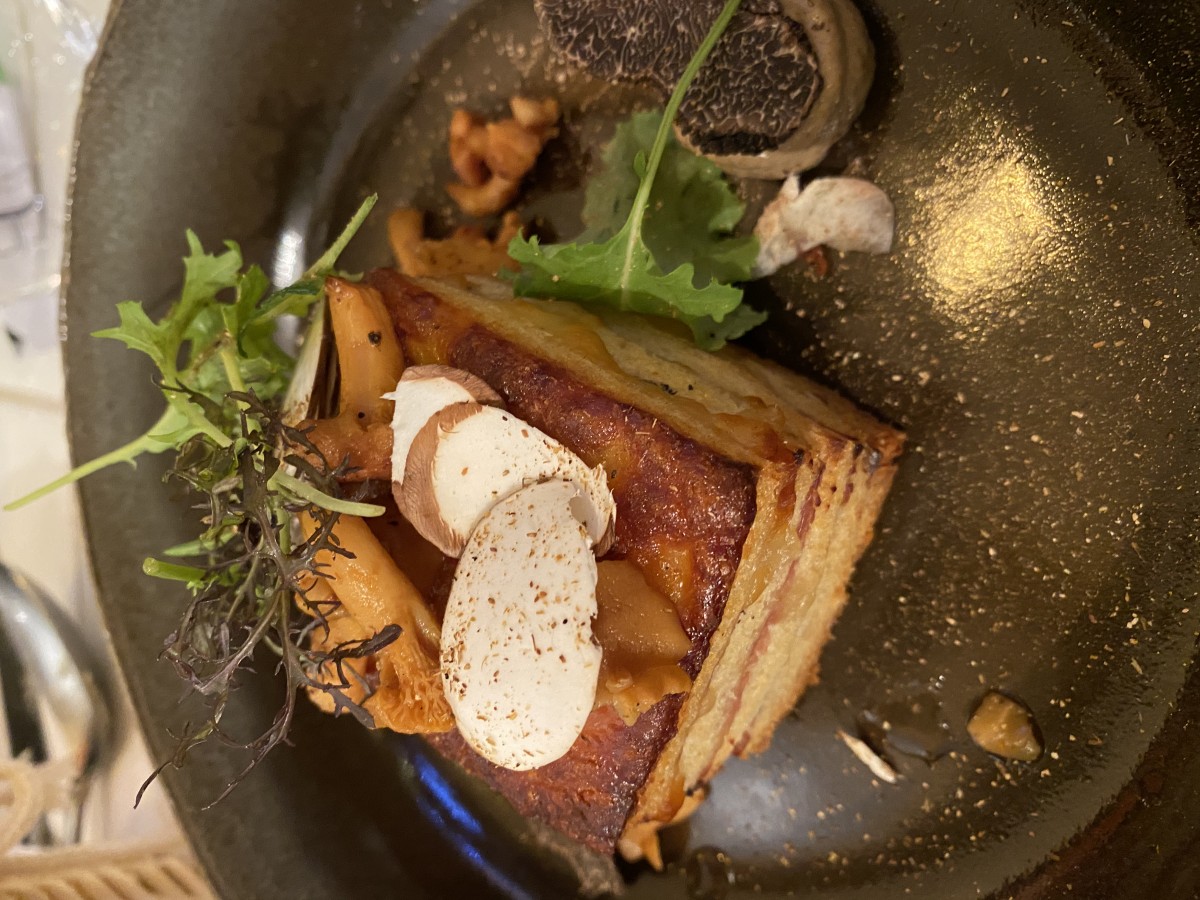 Croque Monsieur , Béchamel Truffe Et Condiment Truffe Pour 6 Personnes